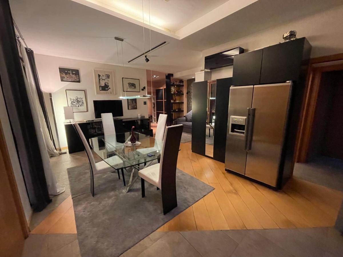 Attico Con Vista Spettacolare E Jacuzzi Apartman Bologna Kültér fotó